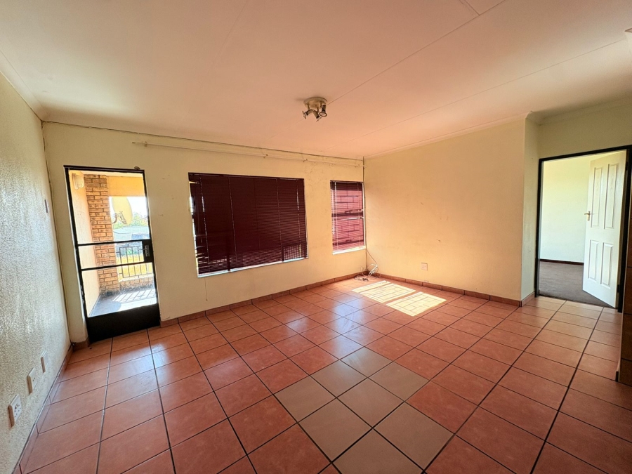 2 Bedroom Property for Sale in Vaalpark Free State